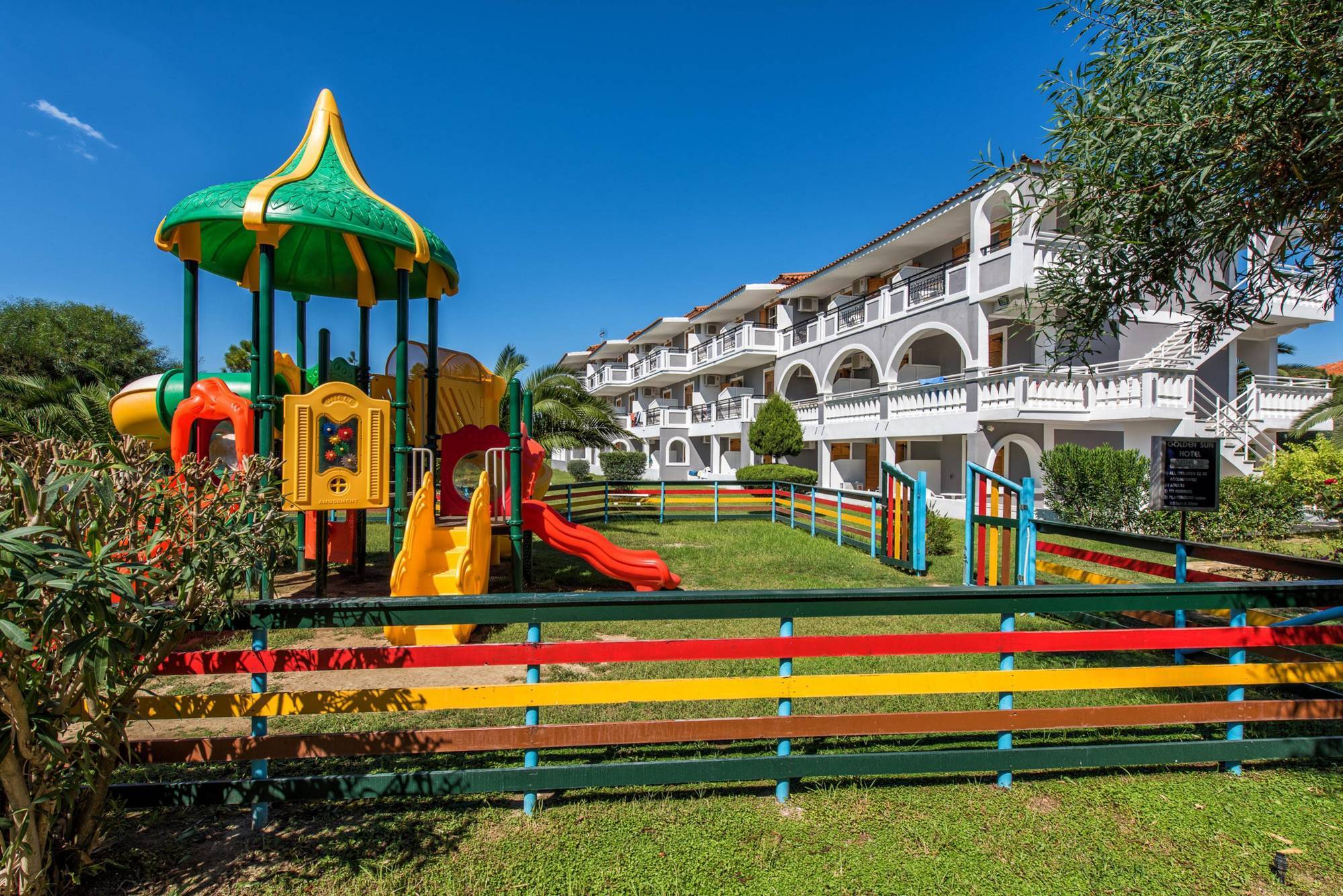 Golden Sun Hotel Resort Kalamákion Exterior foto